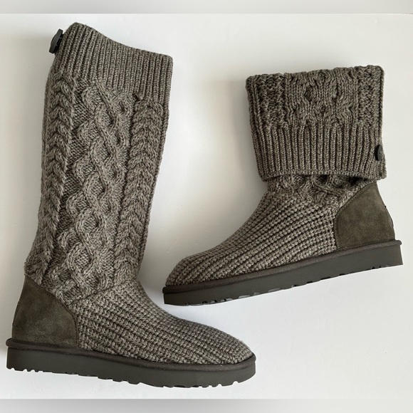 UGG Shoes - UGG Gray Classic Cardi Cabled Knit Boots Size 10 NEVER WORN